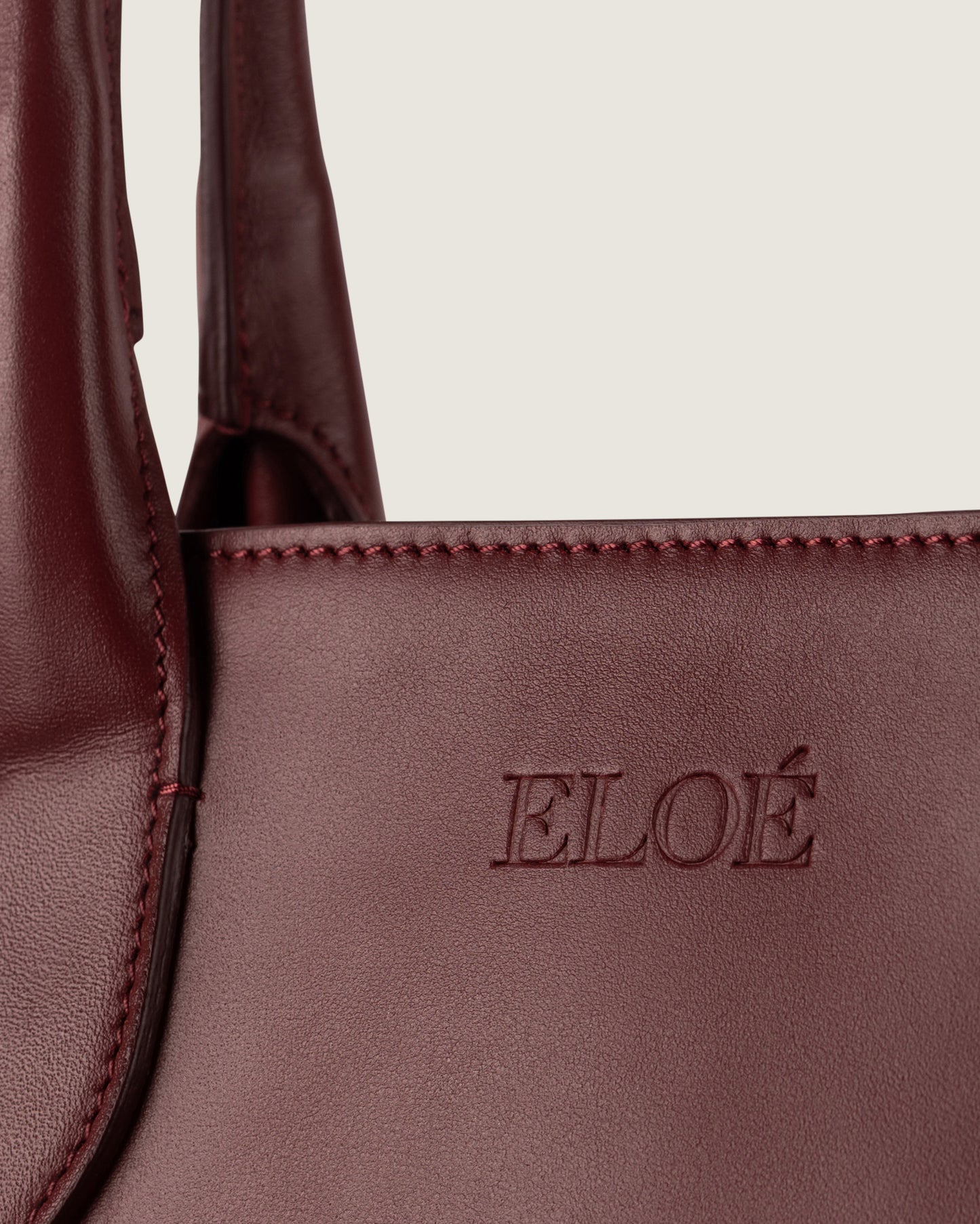 JULIE TOTE