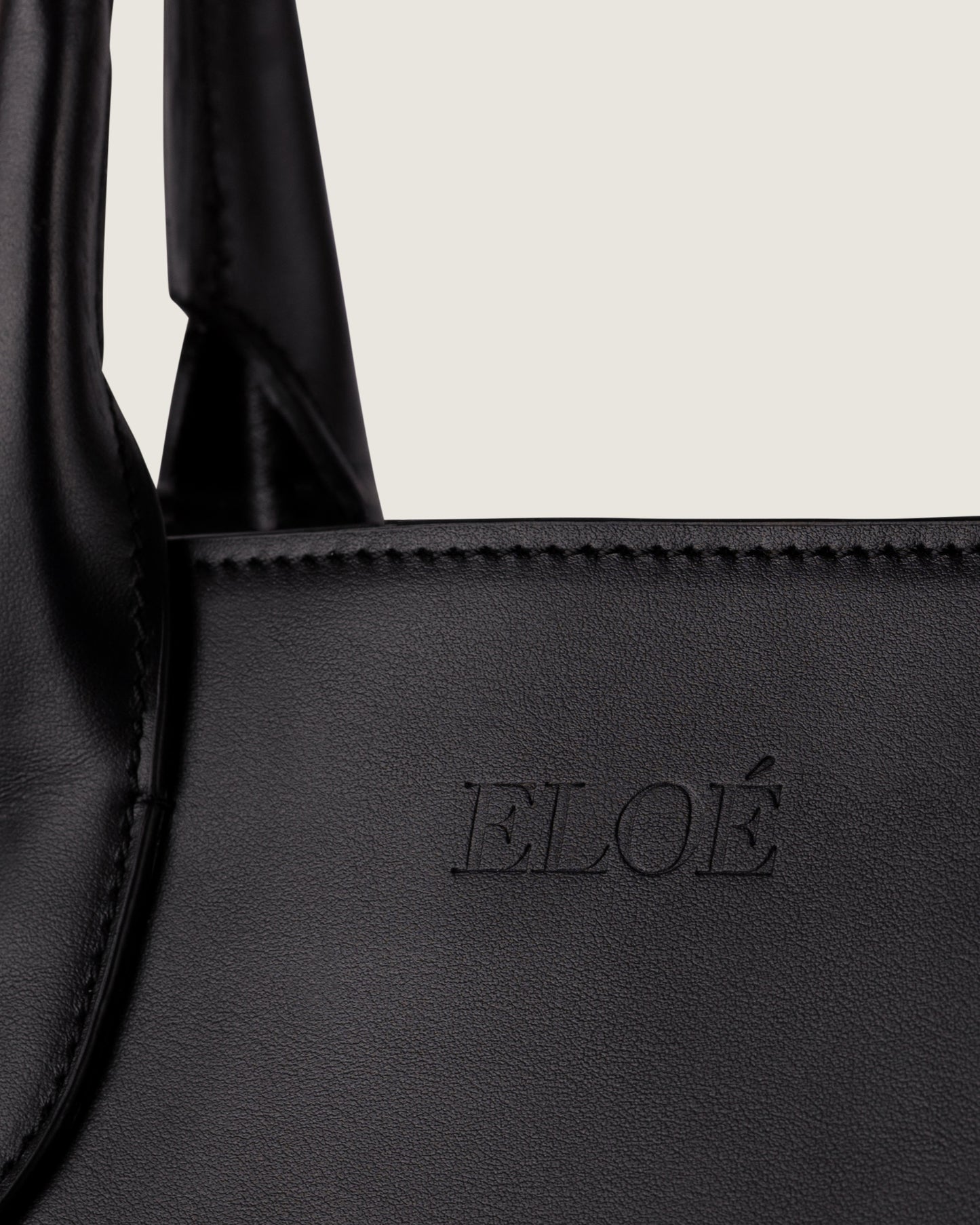 JULIE TOTE
