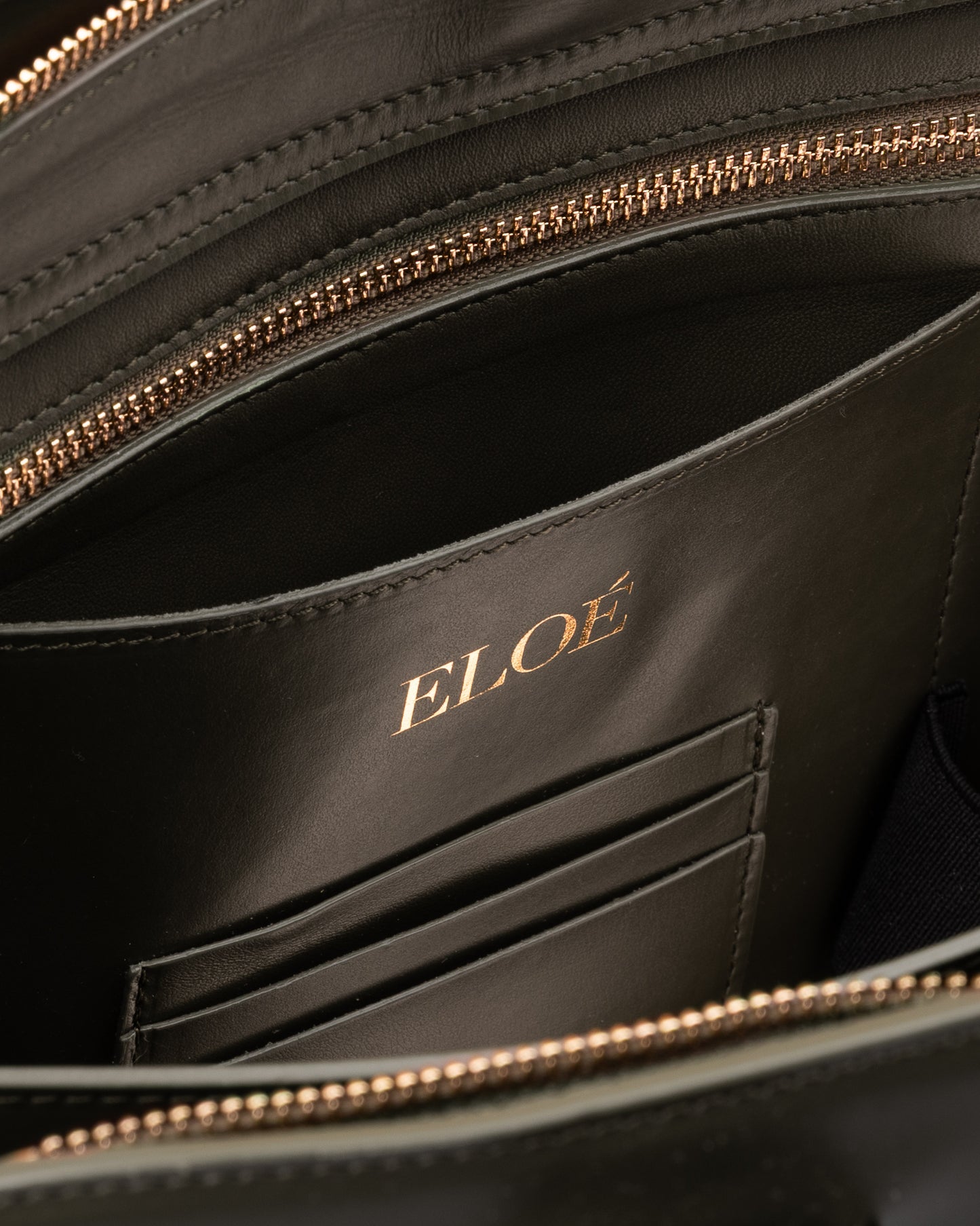 JULIE TOTE